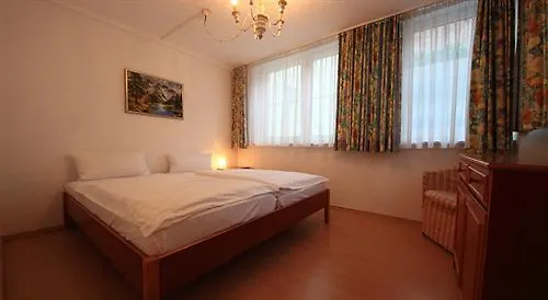Altstadthotel 3*