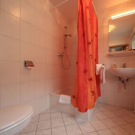 Altstadthotel Ξενοδοχείο 3*