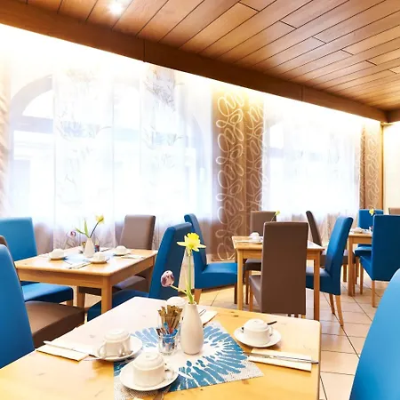 Altstadthotel Отель