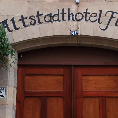 Altstadthotel Фюрт