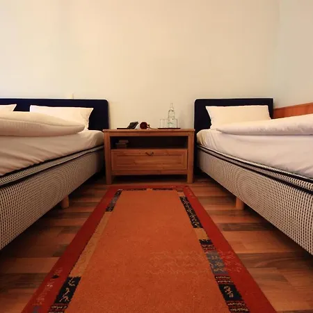 Altstadthotel Отель 3*
