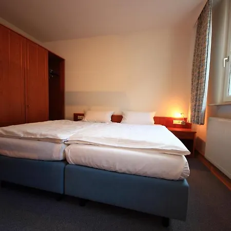 Altstadthotel Фюрт