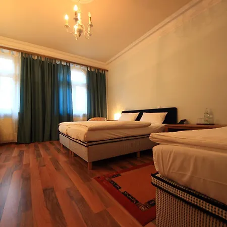 Altstadthotel 3* Фюрт